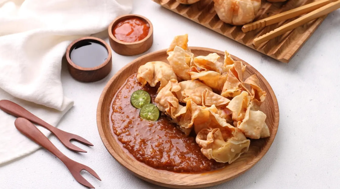 Batagor: Permata Kuliner Dari Bandung